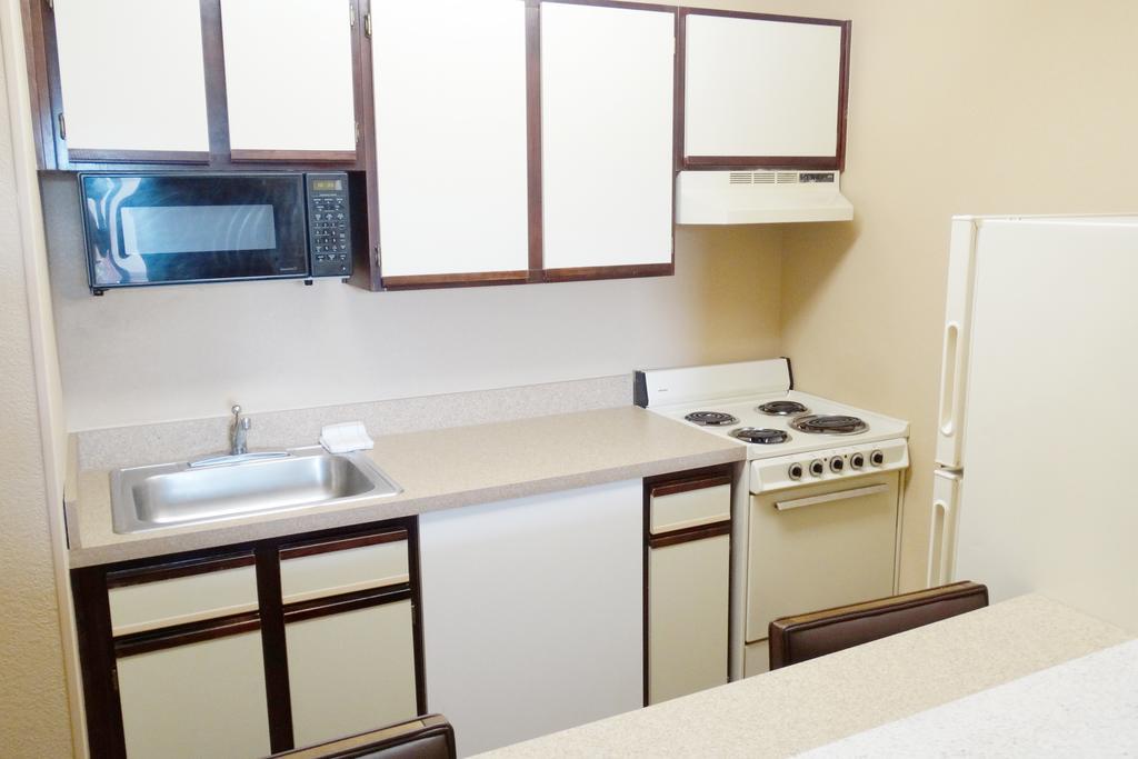 Extended Stay America Suites - Dallas - Plano Parkway - Medical Center Εξωτερικό φωτογραφία